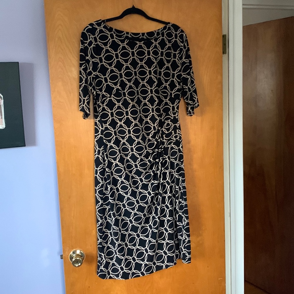 Women’s size 16. Black dress